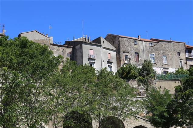 Le case del borgo di Caiazzo